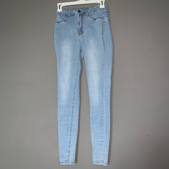 Fashion Nova Skinny Jeans - Picture 2 of 2